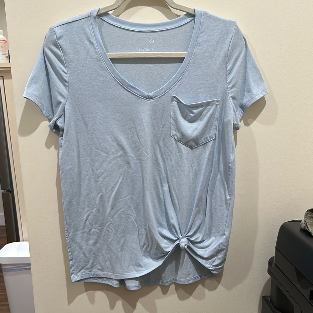 SO Favorite V-Neck Pocket Tee in Light Blue